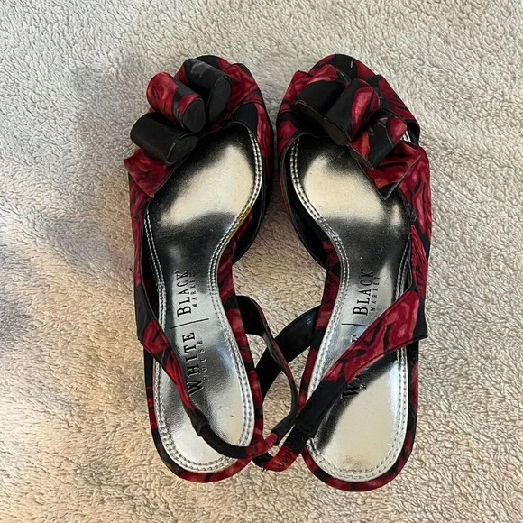 White House Black Market Womens Black Red Slingback Heels 6.5M Floral Peep Toe - Picture 4 of 14